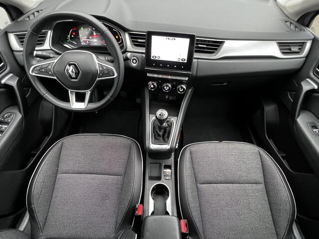 Renault CAPTUR 1.0 TCe 90 Intens / Dealer onderhouden / NL auto / Afneembare trekhaak 1.200 kg / Navigatie / Apple Carplay Android / Climate Control / 17" LM wielen met All Season banden /