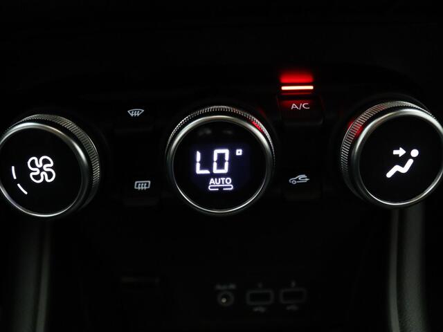 Renault CAPTUR 100pk TCe Intens BOSE | Camera | Cruise | Navi | Parkeersens. v+a