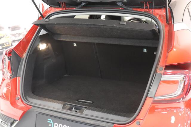 Renault CAPTUR 1.6 E-Tech Hybrid 145 Intens | Camera | Navigatie | Climate control | Cruise control | 18" Lichtmetaal | LED koplampen |