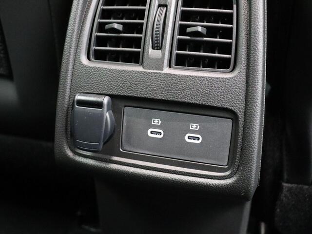 Renault CAPTUR 1.0 TCe 90 techno | Stoel en Stuur verwarming | Achteruitrijcamera | Cruise control |