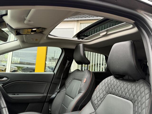 Renault CAPTUR 1.6 E-Tech Plug-in Hybrid 160 Initiale Paris | Glazen schuif-kantel dak | Leer | Stoel & stuur verwarming | 360 graden camera | DAB | Park assist | Climate Control |