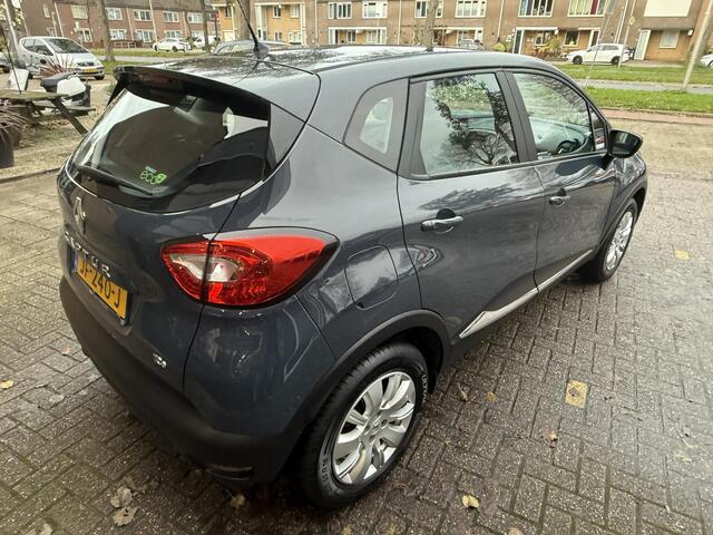 Renault CAPTUR 0.9 TCe Expression / Airco/ Navigatie/ Cruise/ PDC/ LMV