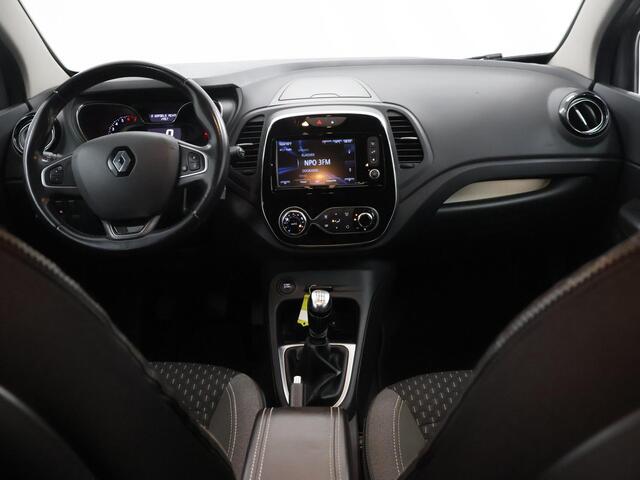 Renault CAPTUR 1.3 TCe Intens 130 PK | Trekhaak | Navgatie | Parkeercamera | Climate Control | Cruise Control |