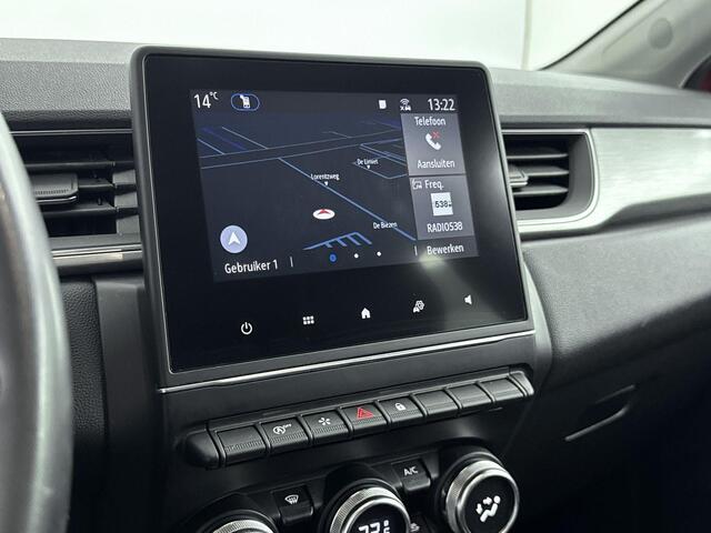 Renault CAPTUR 1.0 TCe Intens 100PK | Navigatie | Achteruitrijcamera | Climate Control | Parkeersensoren Voor & Achter | Apple CarPlay & Android Auto