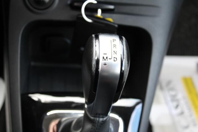 Renault CAPTUR 1.2 TCe 120pk Automaat Limited Airco/Cruise/Navi/PDC/Camera