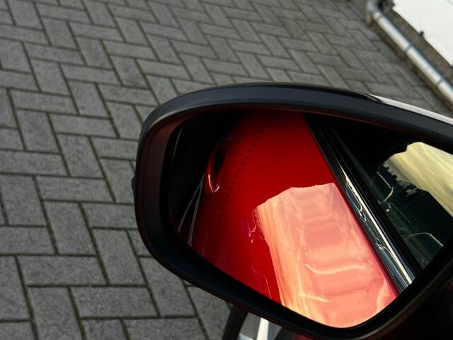 Renault CAPTUR 1.3 TCe 140 EDC Intens NAVI | STOEL-STUUR VERWARMING 360 CAMERA