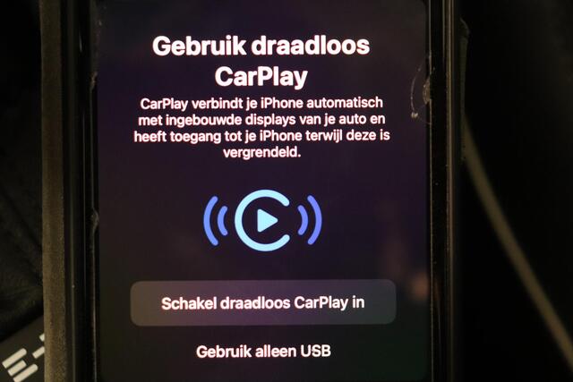 Renault CAPTUR 1.6 E-Tech full hybrid 145 techno | Camera | Climate control | AppleCarplay AndroidAuto | LED | Cruise control |