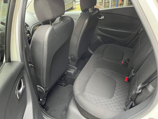 Renault CAPTUR 1.3 TCE INTENS Limited.