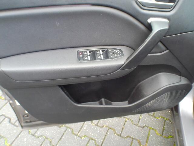 Renault CAPTUR 1.3 TCe Intens