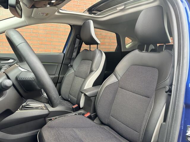 Renault CAPTUR 1.6 E-Tech Hybride 145 Intens Panorama Schuifdak Half Leder