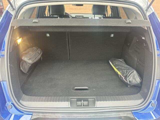 Renault CAPTUR 1.6 E-Tech Hybride 145 Intens Panorama Schuifdak Half Leder