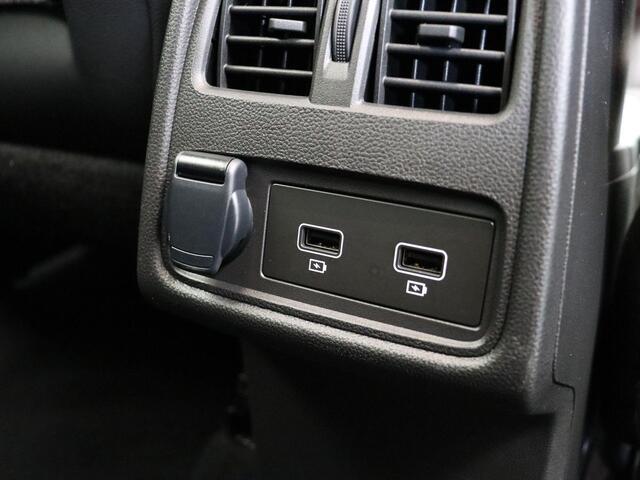 Renault CAPTUR 1.0 TCe 90 Techno | Navigatie | Achteruitrijcamera | Parkeersensoren voor en achter | Climate control |