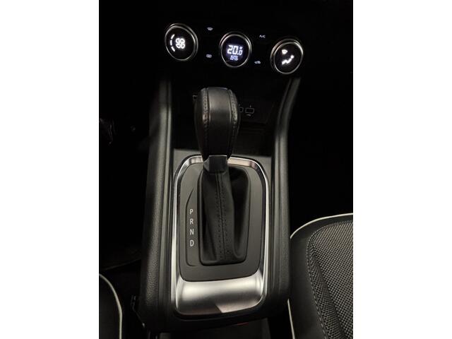 Renault CAPTUR 1.3 TCe 140 Intens - CAMERA - CARPLAY - PDC voor + achter