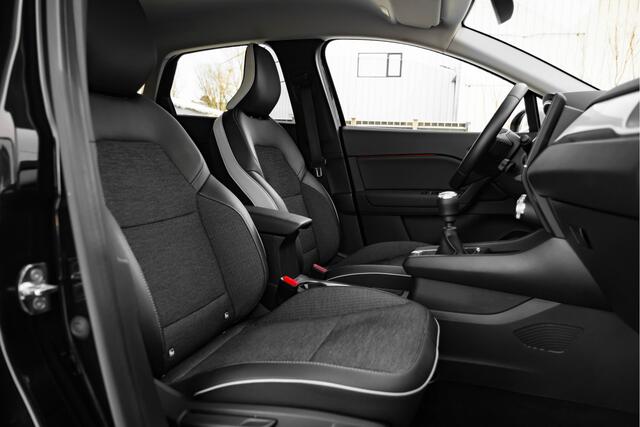 Renault CAPTUR 1.3 TCe 140 PK Intens | Camera achter en sensoren voor | 18" LM Velgen |