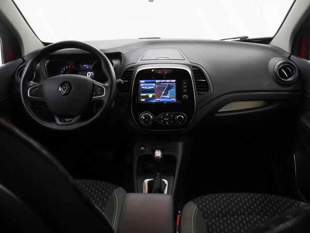 Renault CAPTUR 1.2 TCe Intens | Trekhaak | Navigatie | Parkeercamera | Climate Control | Keyless Go |
