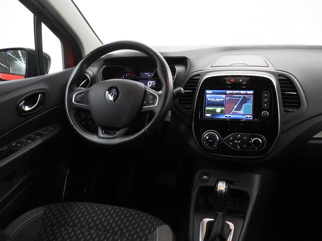 Renault CAPTUR 1.2 TCe Intens | Trekhaak | Navigatie | Parkeercamera | Climate Control | Keyless Go |