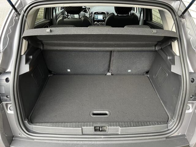 Renault CAPTUR 1.3 TCe Intens | Dealer Onderhouden | Glazen Schuif-kanteldak | Trekhaak | All-Season Banden |