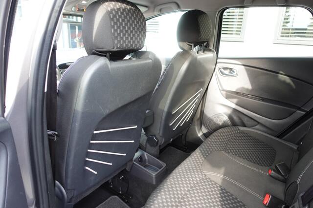 Renault CAPTUR 0.9 TC-e BOSE Navigatie Clima Pdc