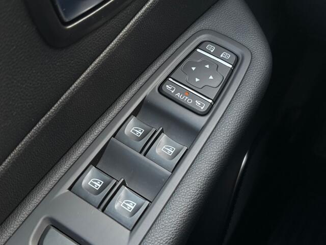 Renault CAPTUR 0.9 TCe Intens Camera Parkeersensoren