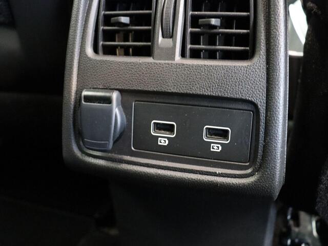 Renault CAPTUR 1.6 E-Tech Hybrid 145 Techno | Navigatie | Achteruitrijcamera | Parkeersensoren voor en achter | Climate control |