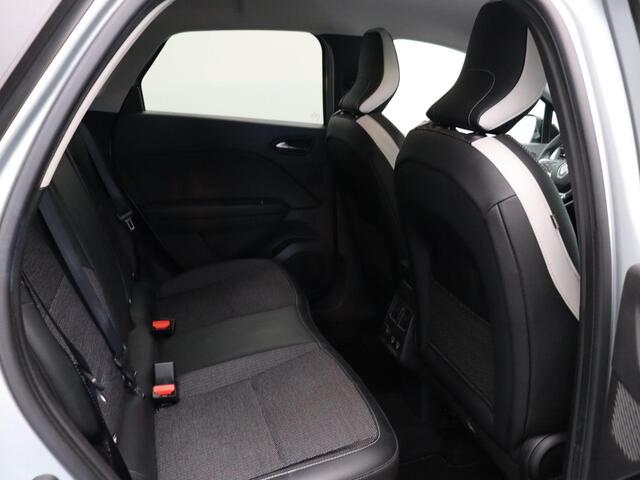 Renault CAPTUR 1.6 E-Tech Hybrid 145 Techno | Navigatie | Achteruitrijcamera | Parkeersensoren voor en achter | Climate control |