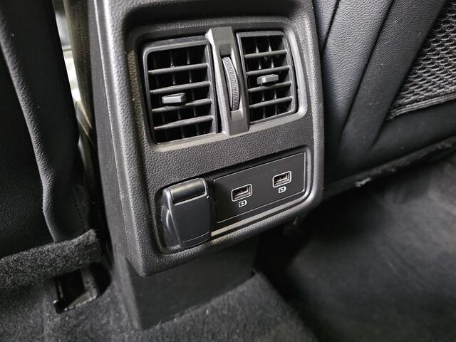 Renault CAPTUR 1.6 E-Tech Hybrid 145