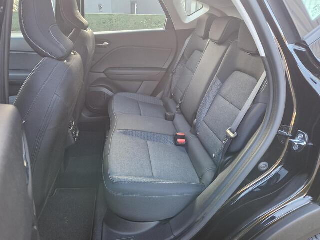 Renault CAPTUR 1.0 TCe 90 Zen / 1e Eigenaar / Dealer Onderhouden / Achteruitrijcamera / Navigatie / Apple Carplay & Android Auto / Cruise Control /