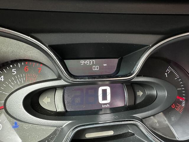 Renault CAPTUR 0.9 TCe Intens Navi | Camera | Trekhaak | Luxe uitvoering !