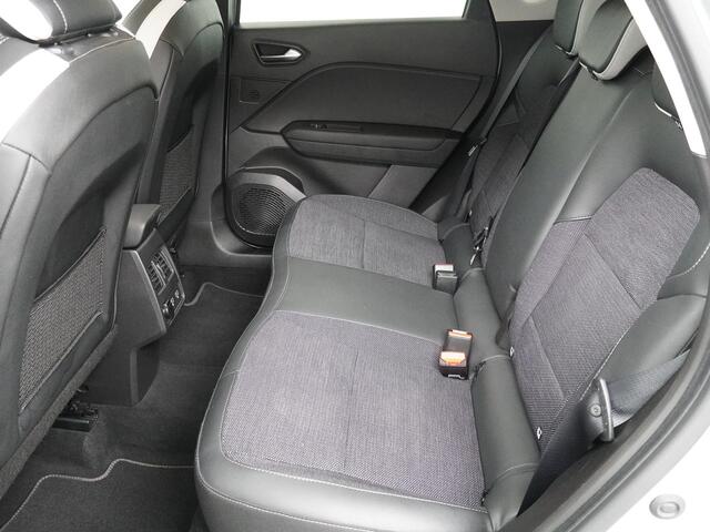 Renault CAPTUR 1.6 E-Tech Plug-in Hybrid 160 Intens - Navigatie - Apple Carplay/Android Auto - Climate Control