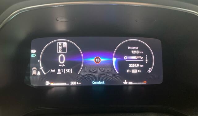 Renault CAPTUR 1.3 mild hybrid 160 techno Automaat/Camera/Stoelverwarming.