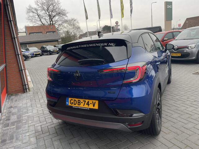 Renault CAPTUR 1.6 E-Tech full hybrid 145 esprit Alpine / Pack advanced driving assist / Pack Light & Sound / Pack winter / Pack navigation urban / Vraag naar beschikbaarheid