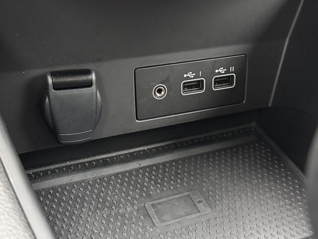 Renault CAPTUR 1.3 TCe 140 | Pack winter met stoel, stuur en voorruitverwarming | Automaat | Camera | Wordt verwacht, bel voor een afspraak!