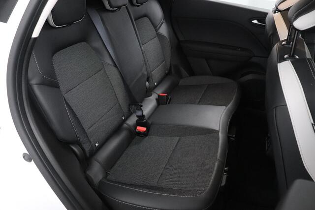 Renault CAPTUR 1.6 E-Tech Plug-in Hybrid 160 Intens | 1e Eigenaar | Dealeronderhouden | Trekhaak | Metallic Wit |