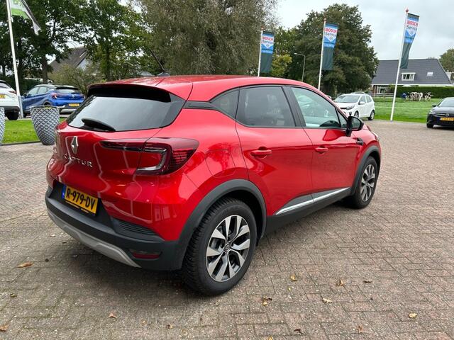 Renault CAPTUR 1.0 TCe INTENS AIRCO/ECC/PDC/RADIO/NAVIGATIE/4 S. BANDEN