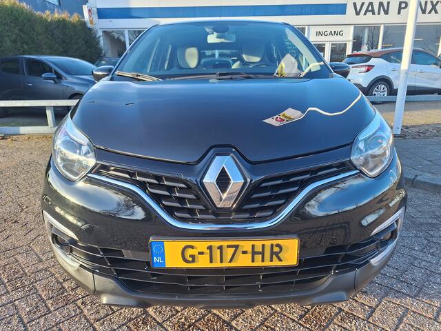 Renault CAPTUR 0.9 TCe Limited TREKHAAK