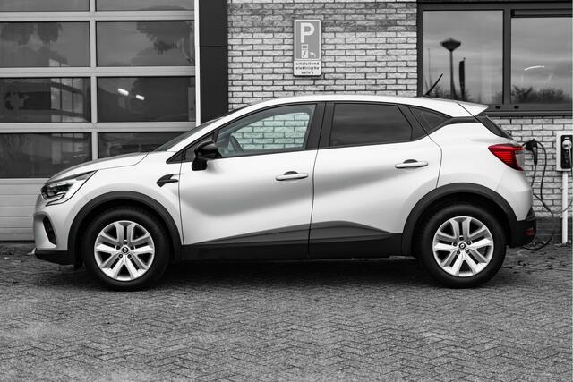 Renault CAPTUR 1.0 TCe 90 PK Silver edition | Stoelverwarming voor | Climate Control | 4 seizoensbanden | 6-bak |