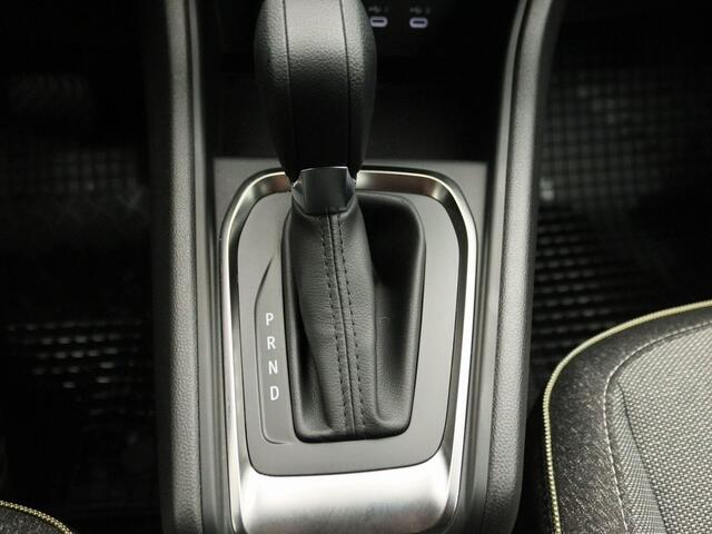 Renault CAPTUR Techno mild hybrid 160 EDC Automaat | openR multimediasysteem met 10,4" touchscreen met Apple CarPlay & Android Auto | Climate Control | Parkeersensoren met achteruitrijcamera | Two-tone metaalkleur |