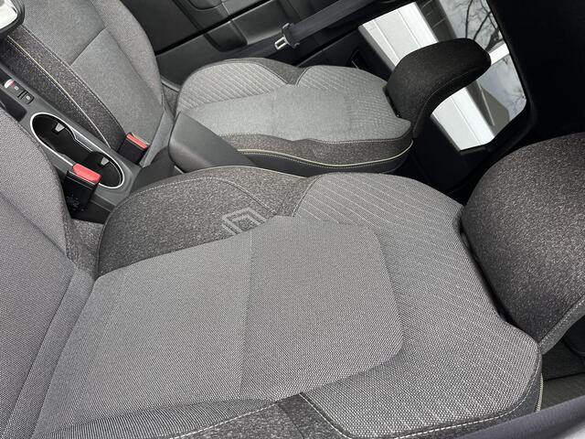 Renault CAPTUR 1.3 mild hybrid 160 techno AUTOMAAT