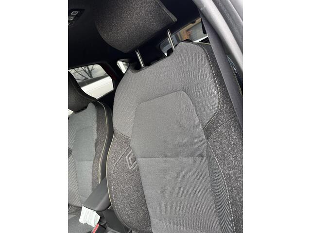 Renault CAPTUR 1.3 mild hybrid 160 techno 1500KG trekgewicht