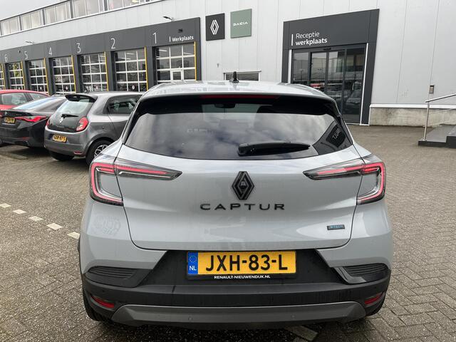 Renault CAPTUR 1.8 E-Tech full hybrid 160 esprit Alpine / Pack Light & Sound / Pack Privilege / Demo Zuidoost vraag naar beschikbaarheid