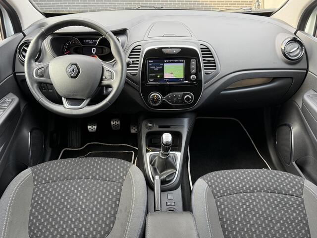 Renault CAPTUR 1.3 TCe Intens / Trekhaak / Navigatie / Camera / Cruise Control / Climate Control