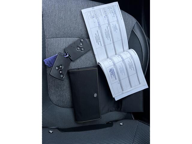 Renault CAPTUR 1.2 TCe Intens | Nieuw Binnen! | Automaat | Navigatie | Climate Control | Trekhaak | APK 15-10-2026 |