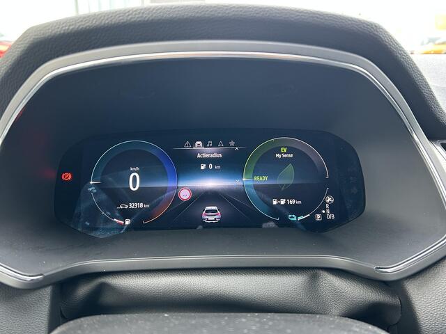 Renault CAPTUR 1.6 E-Tech Plug-in Hybrid 160 Intens (Hoge Zit) | Navigatie | Parkeerhulp | Half Leder