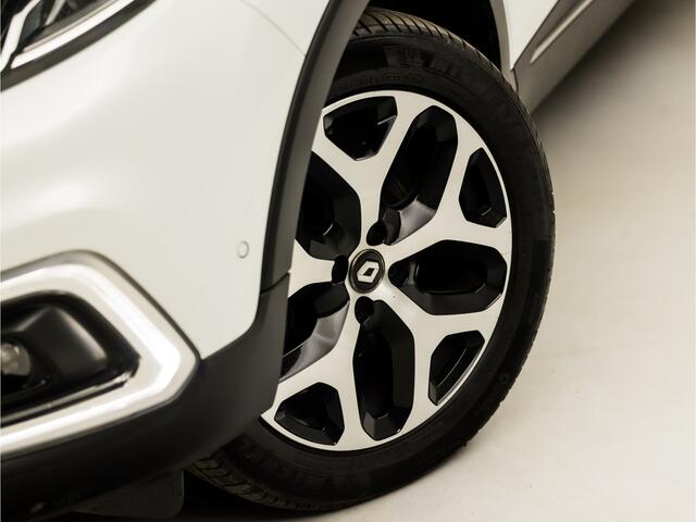 Renault CAPTUR 1.2 TCe Intens Sport Automaat (NAVIGATIE, CLIMATE, LEDER, PARELMOER, CAMERA, SPORTSTOELEN, GETINT GLAS, CRUISE, NIEUWE APK, NIEUWSTAAT)