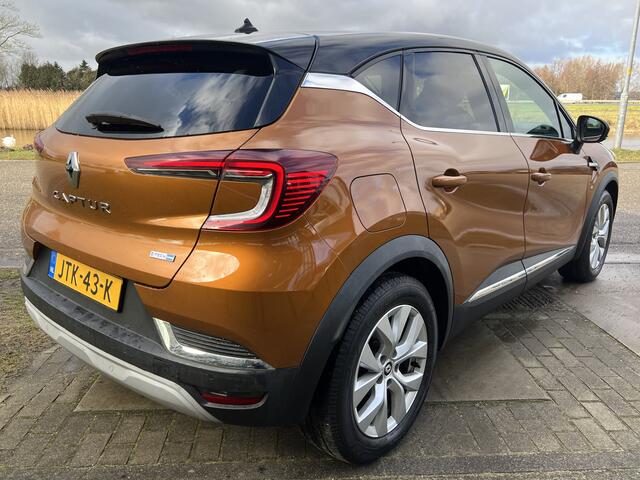 Renault CAPTUR 1.6 E-Tech Hybrid 145PK Intens / Keyless / Camera / Cruise / Climate / Applecarplay - Androidauto /