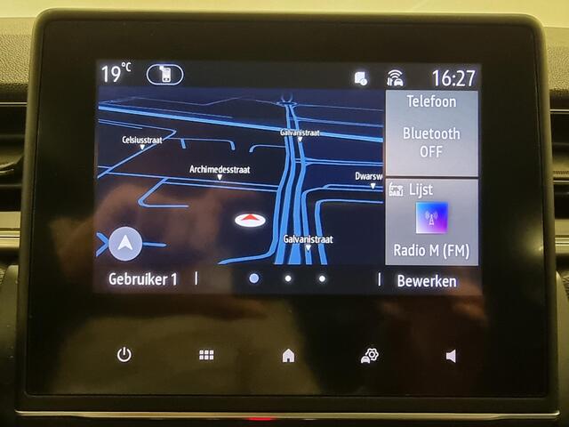 Renault CAPTUR 1.3 TCe 140 Intens | Navigatie | Parkeersensoren | Climate Control |