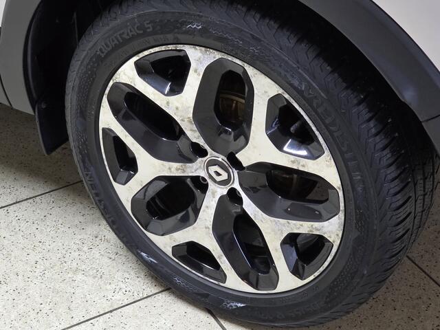 Renault CAPTUR 0.9 TCe Intens /Trekhaak! /LED Koplampen /Camera /KEYLESS /Navi /Climat /Cruise /Elek. pakket /Bluetooth /Regensensor /17"LMV /Extra getint glas /PDC V+A /LED Dagrijverl.