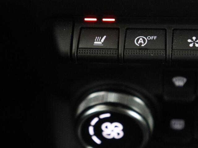 Renault CAPTUR 1.0 TCe Intens | Stoelverwarming | Trekhaak | Carplay | Camera | Navigatie | Half leder | Full LED | Keyless | Climate control | Cruise control | Getint glas