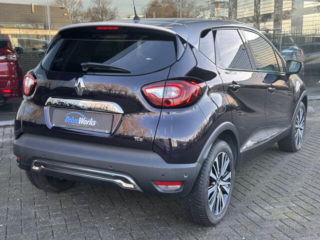 Renault CAPTUR 1.2 TCe Initiale Paris | Pano | Xenon | Camera | Dode hoek | Interesse, Proefrit? Bel of app met: 06-24 28 28 42 / 06-42130156