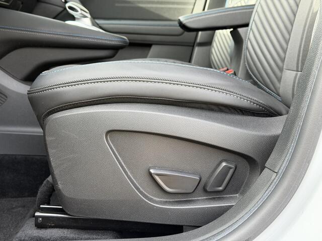 Renault CAPTUR 1.3 mild hybrid 160 esprit Alpine / Dealer Onderhouden / Harman Kardon / Two Tone / Adaptieve Cruise Control / Navigatie / Stoel & Stuurwiel Verwarming / Elektrische Stoelen / 360 Camera / PDC / Dodehoek Detectie /